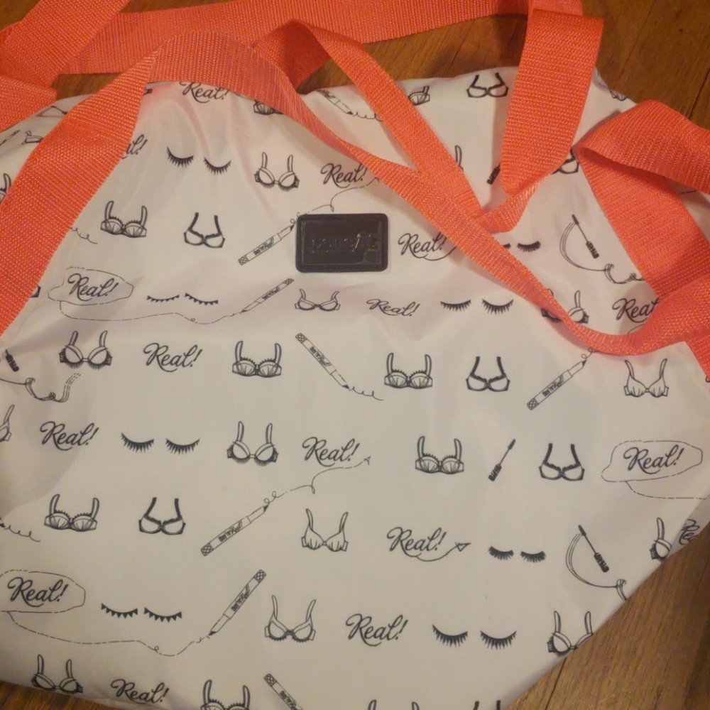Benefit cosmetic duffle bag